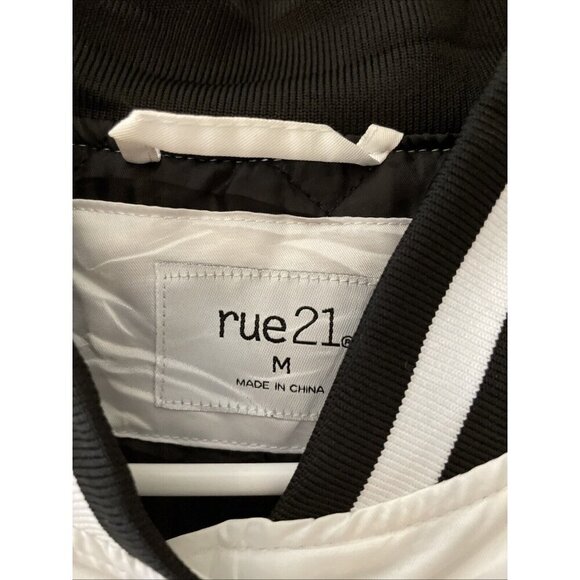 Vintage Y2K  rue21 Satin Varsity Jacket Size Medium White Los Angelos California - Picture 15 of 16